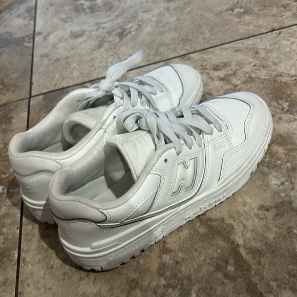 New balance 550 size 5.5 - Picture 5 of 8